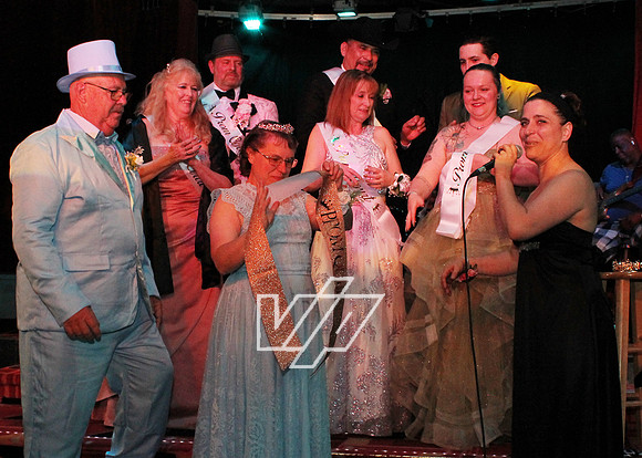 Prom-Anthony_154