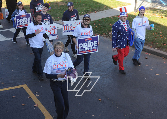 MCVA-Parade_285