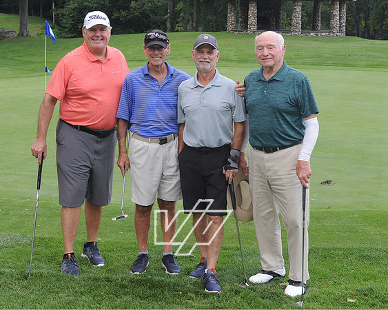 GOLDENYRS_GLF_052