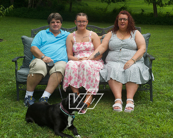 HKW-FAM_144