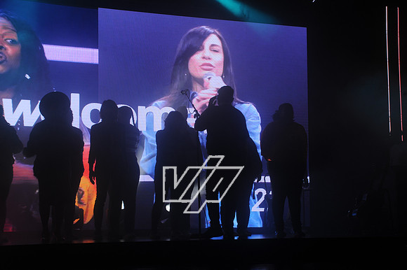 12FEB-CC_048