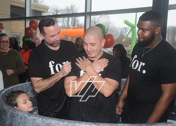 12FEB-CC_332