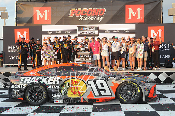 PR-JUNE_2096