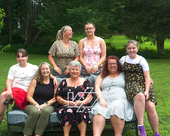 HKW-FAM_128