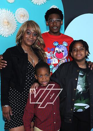 CC-MOM_244