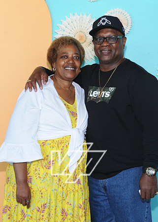 CC-MOM_103