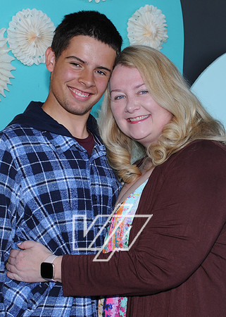 CC-MOM_216