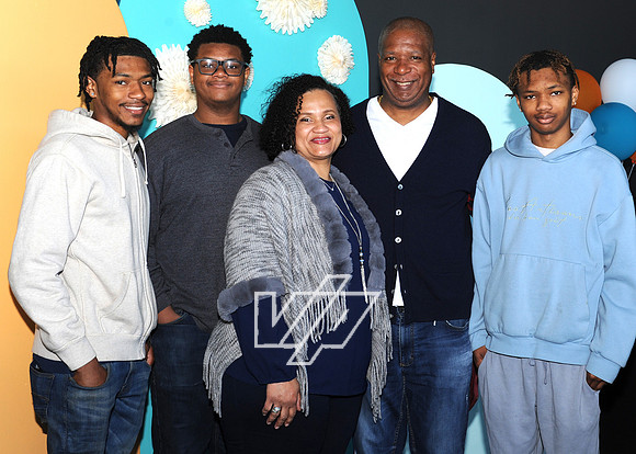 CC-MOM_349