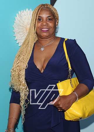 CC-MOM_324