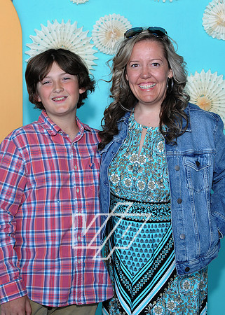 CC-MOM_094