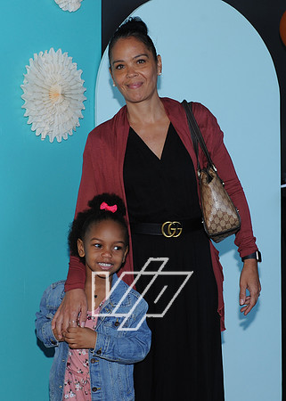 CC-MOM_364