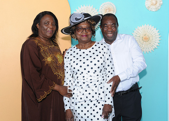CC-MOM_080