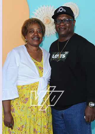 CC-MOM_102