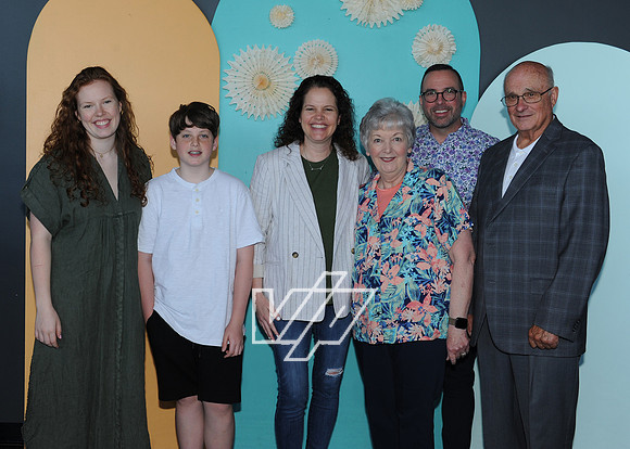 CC-MOM_188
