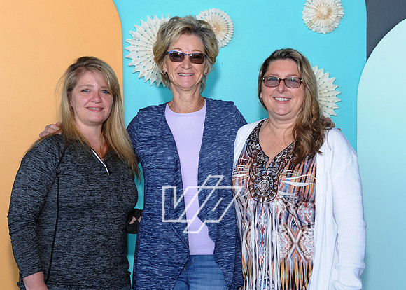 CC-MOM_087