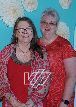 CC-MOM_203