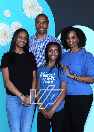 CC-MOM_439