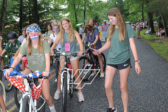 Parade7.4BHF_078