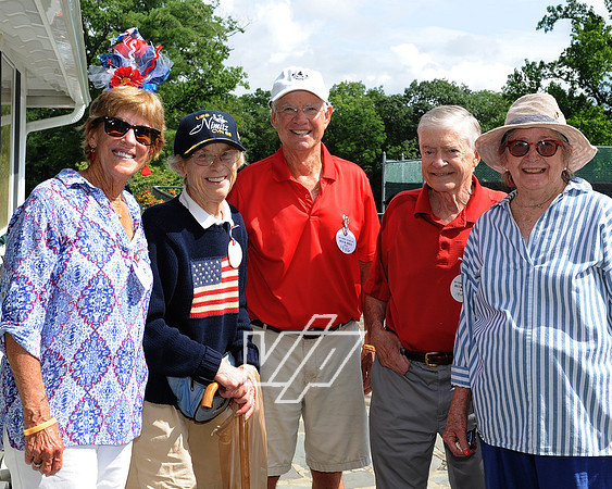 Parade7.4BHF_182