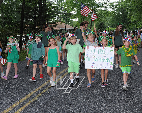 Parade7.4BHF_054