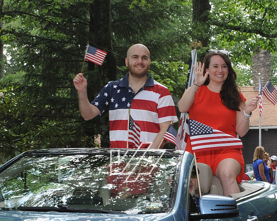 Parade7.4BHF_122