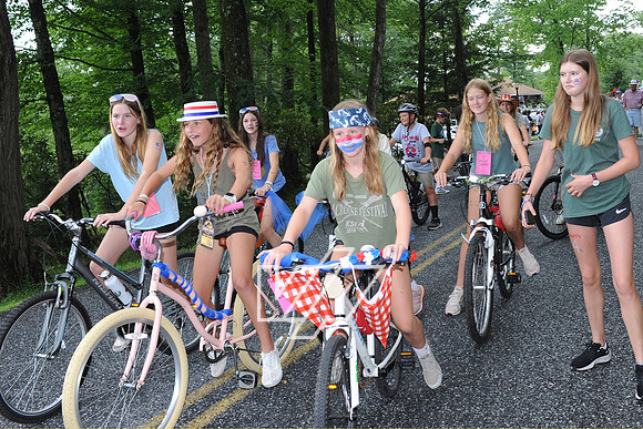 Parade7.4BHF_079