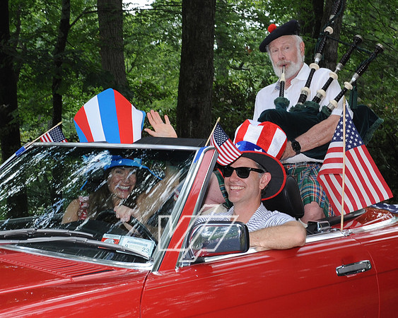 Parade7.4BHF_121