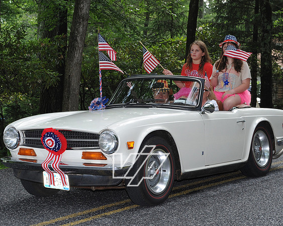 Parade7.4BHF_130
