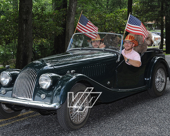 Parade7.4BHF_127
