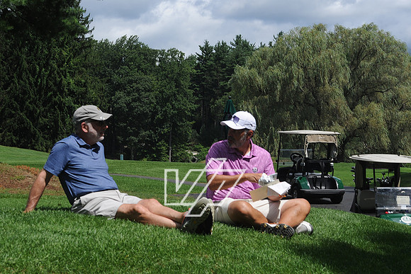 GOLDENYRS_GLF_023