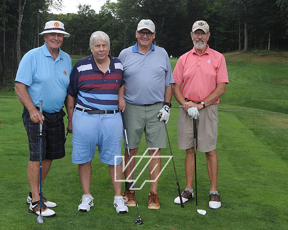 GOLDENYRS_GLF_048