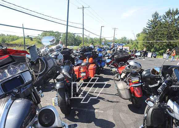 11thAWSOM-EST-bikerun_059