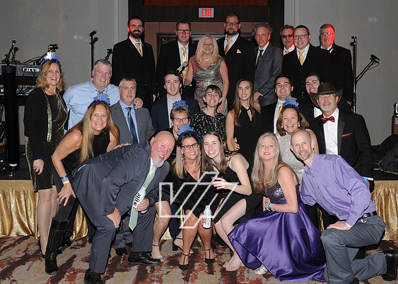 MACR-NYE_119