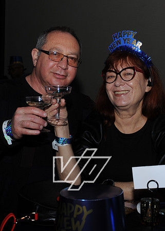 MACR-NYE_272