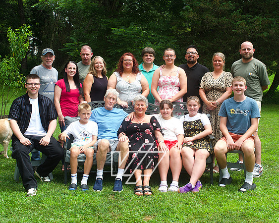 HKW-FAM_083