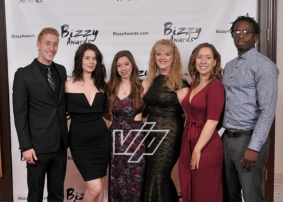 BIZZY_070