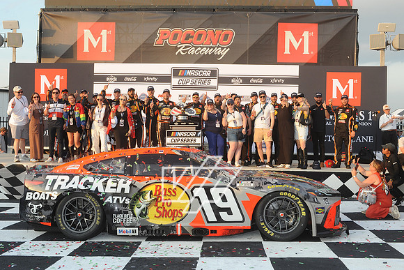 PR-JUNE_2087