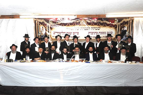 SIYUM-CYP_373