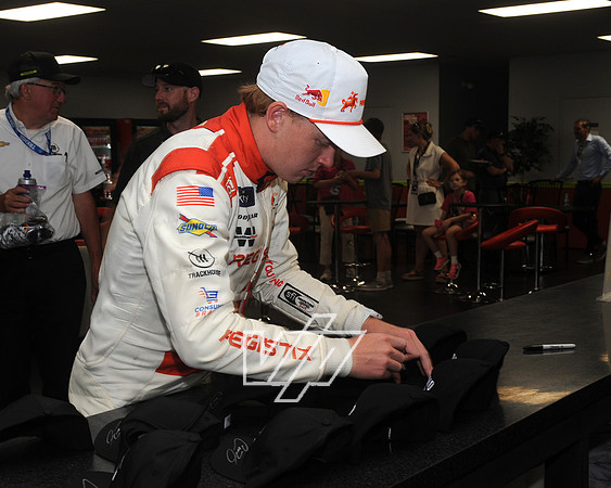 PR-JUNE_1029