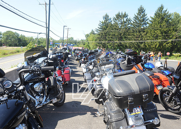 11thAWSOM-EST-bikerun_058