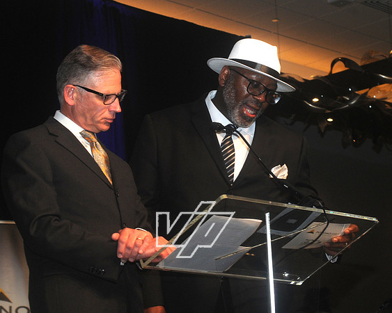 22BIZ_452