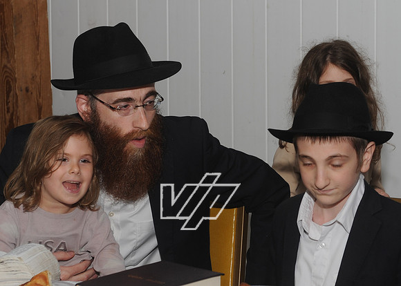 SIYUM-CYP_200