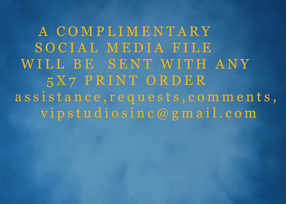A-complimentary photo offer