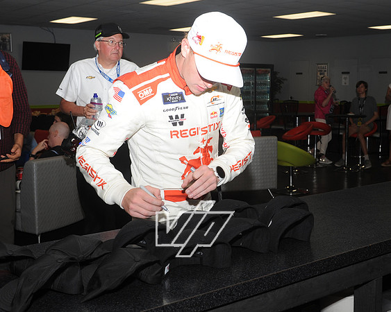 PR-JUNE_1025