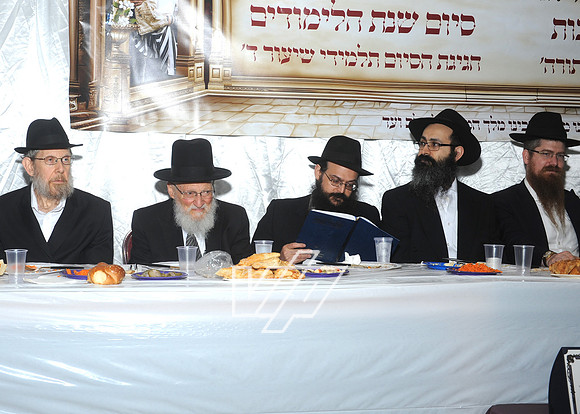 SIYUM-CYP_133