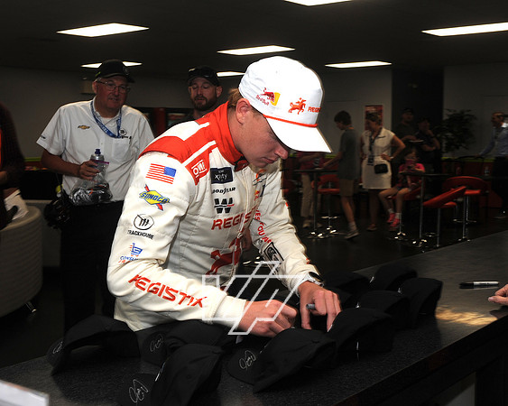 PR-JUNE_1028