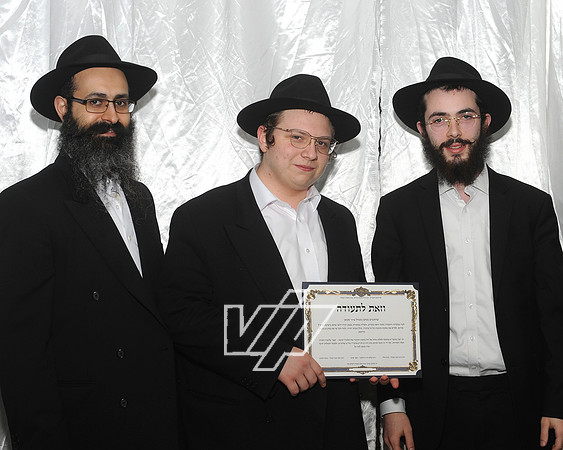 SIYUM-CYP_241